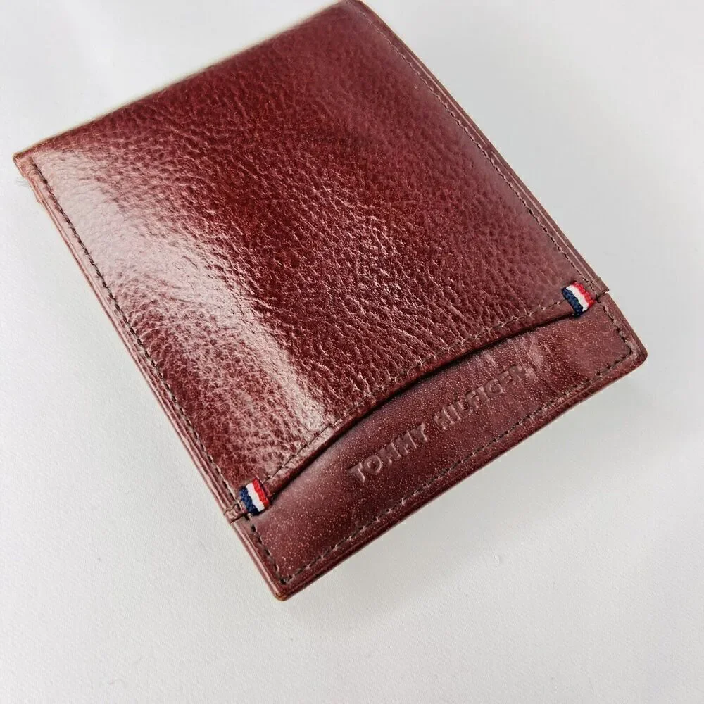 Tommy Hilfiger Men's Genuine Leather Bi-fold Wallet & Card Insert Brown NICE